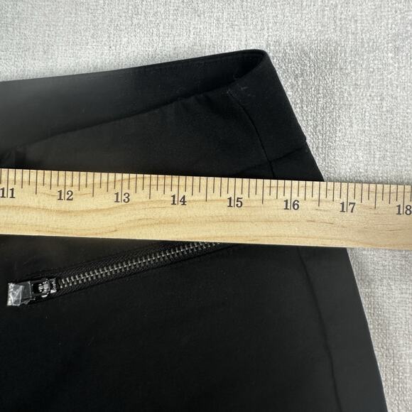 WHITE HOUSE BLACK MARKET Women’s 12” Black Bermuda Shorts~~Size 8 NWOT - Picture 7 of 12